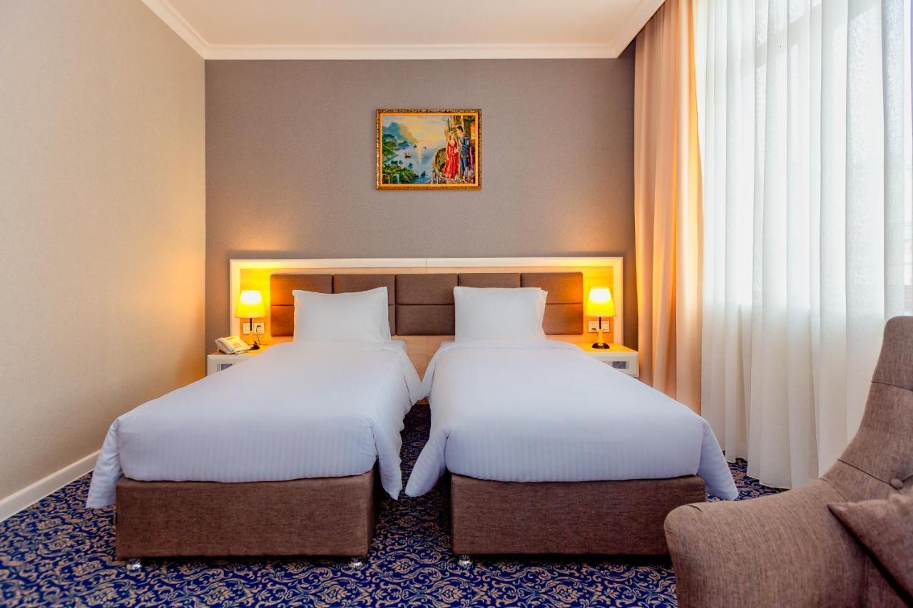 Golden City Hotel Baku Ngoại thất bức ảnh