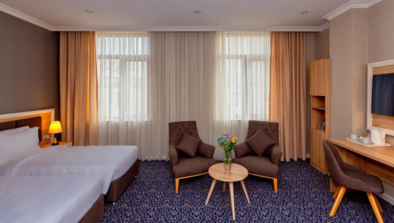 Golden City Hotel Baku Ngoại thất bức ảnh