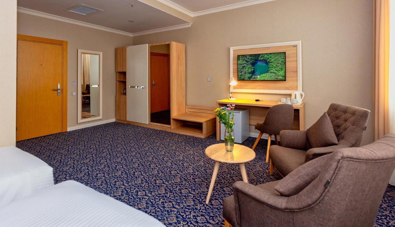 Golden City Hotel Baku Ngoại thất bức ảnh