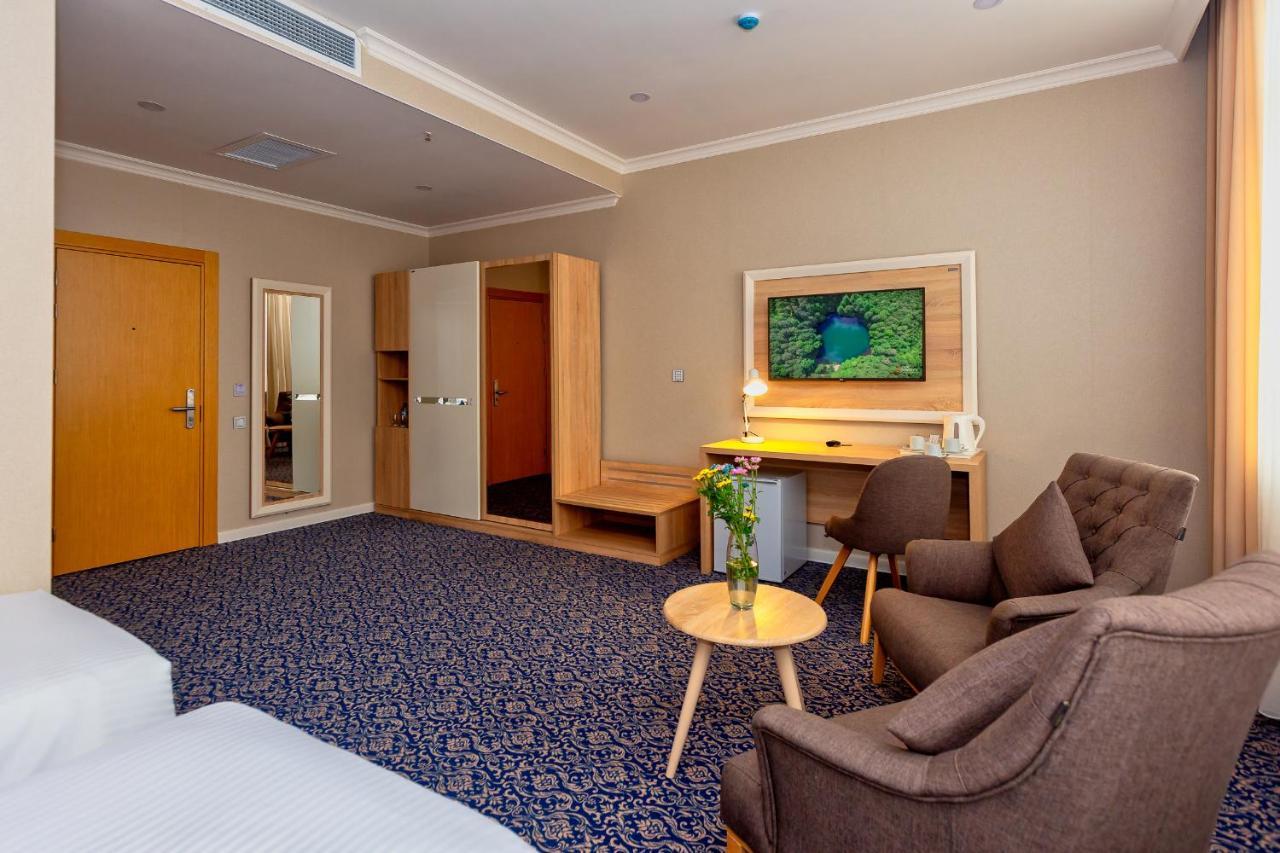 Golden City Hotel Baku Ngoại thất bức ảnh
