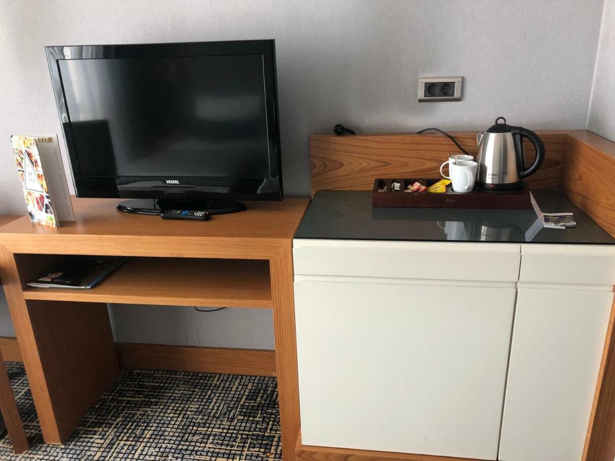Golden City Hotel Baku Ngoại thất bức ảnh